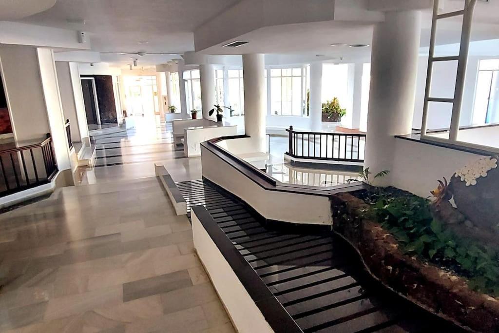 Luxury Kim Apartment, Ocean View & Wifi Free Playa Paraiso  Exterior photo